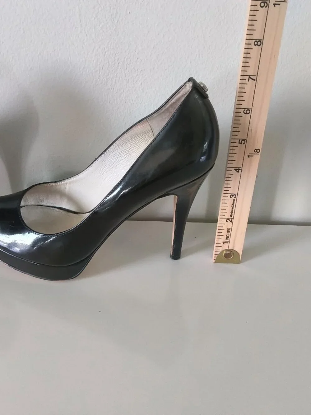 Michael Kors  platform pump size 7.5M